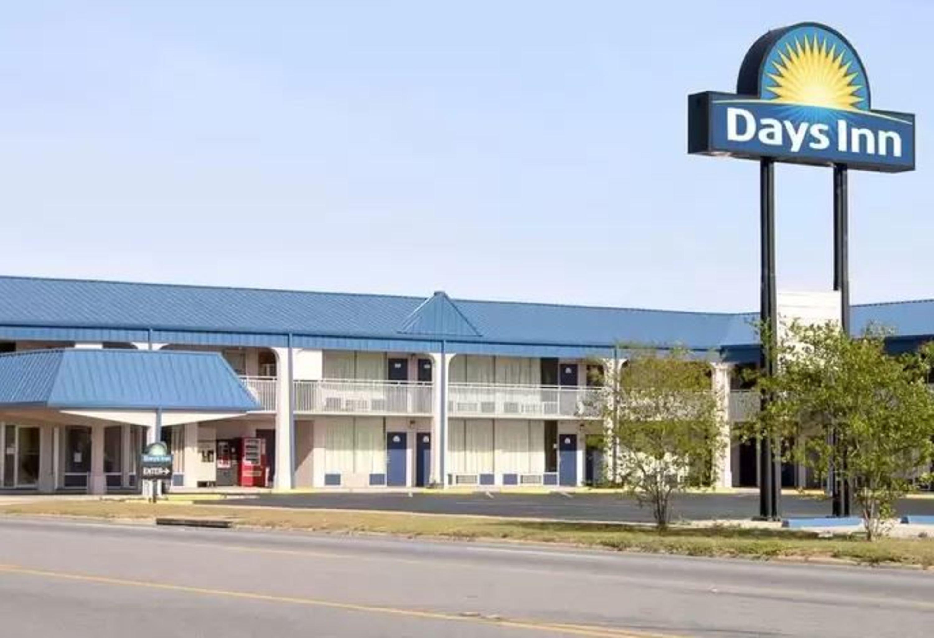 Days Inn By Wyndham Donalsonville Ngoại thất bức ảnh